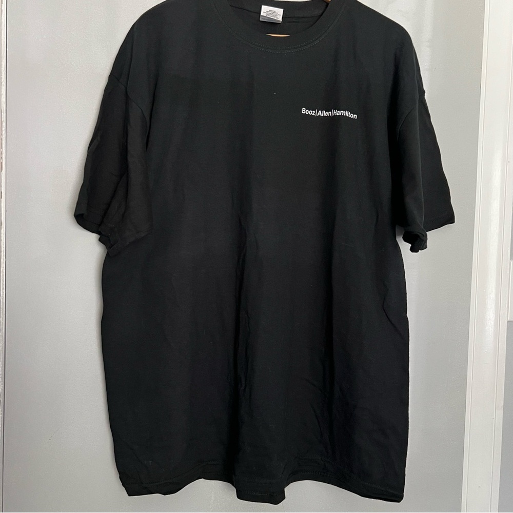 Gildan 100% Cotton Unisex Black Graphic T-Shirt